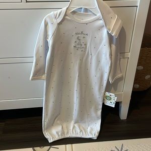 Baby gown set.